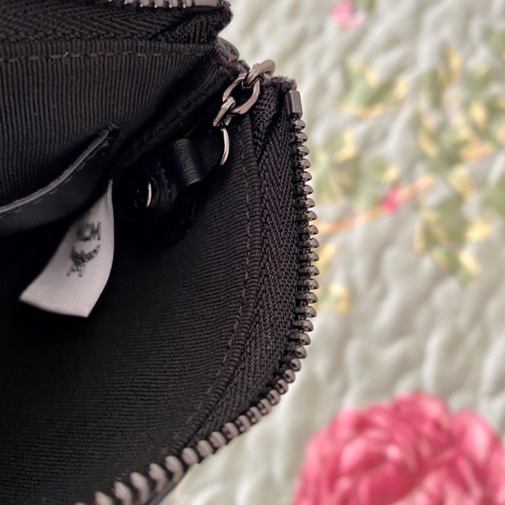 MCM Key Pouch - Picture 7 of 8